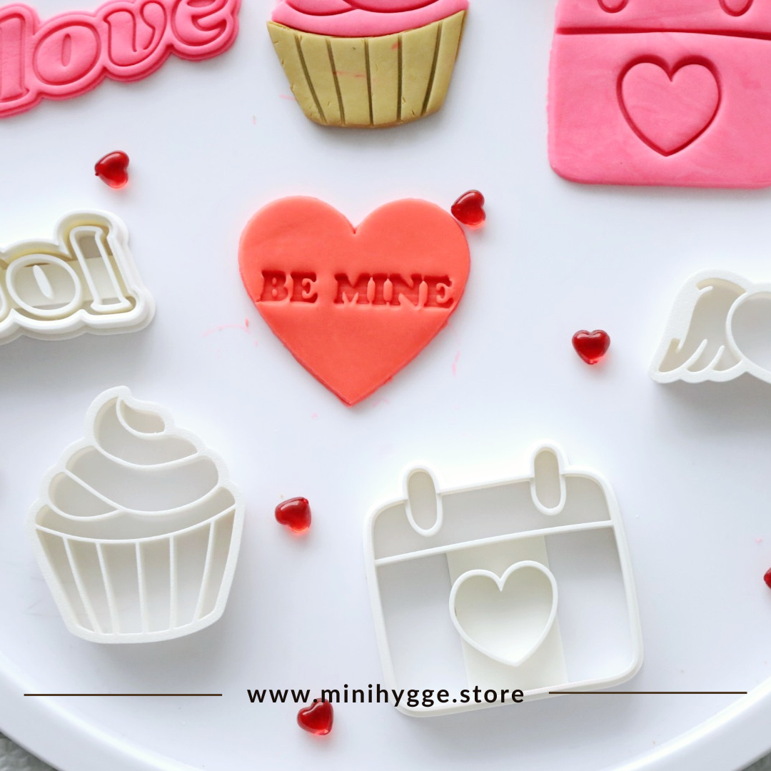 Valentine Cutters