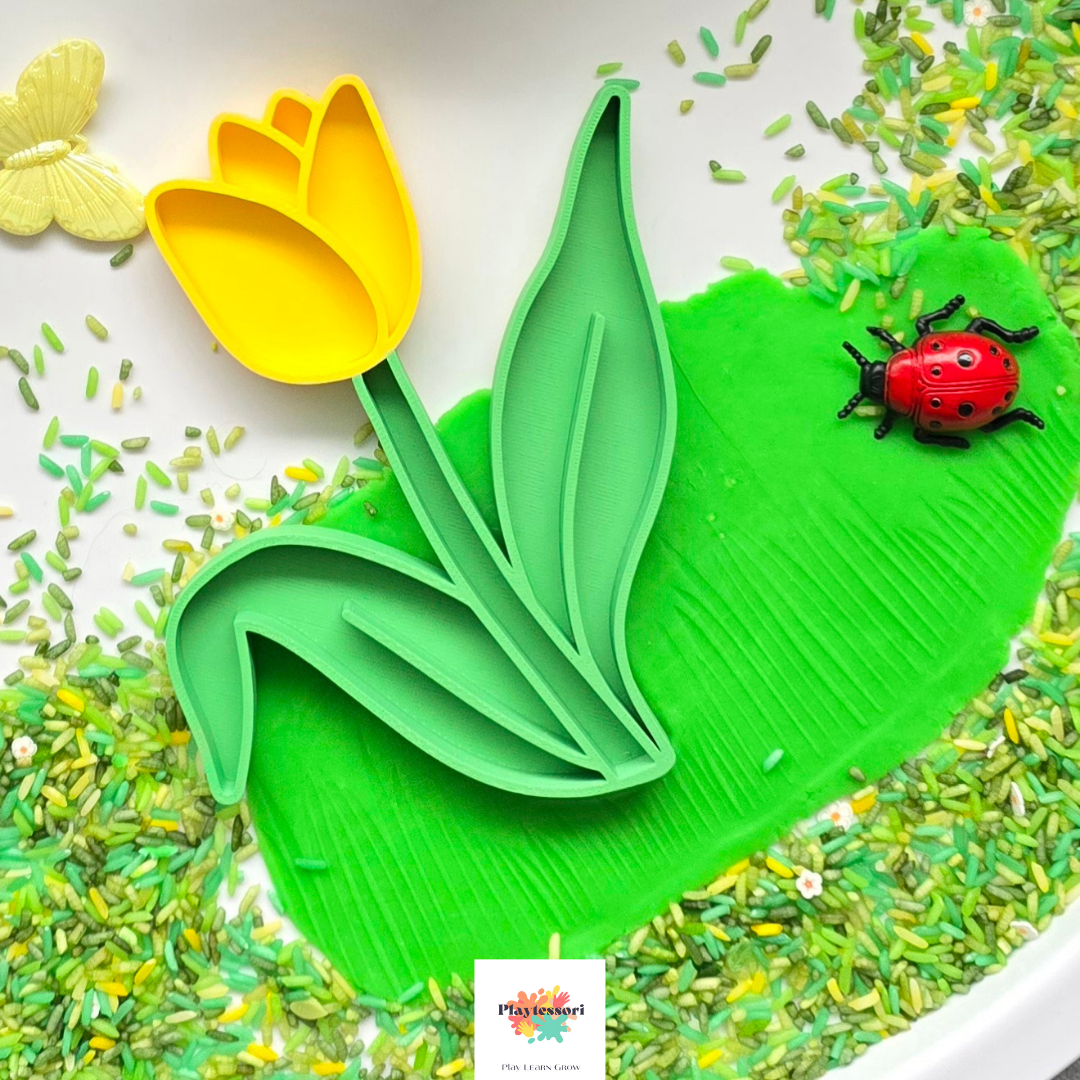 tulip sensory tray Tulpen Sensorische Speeltray