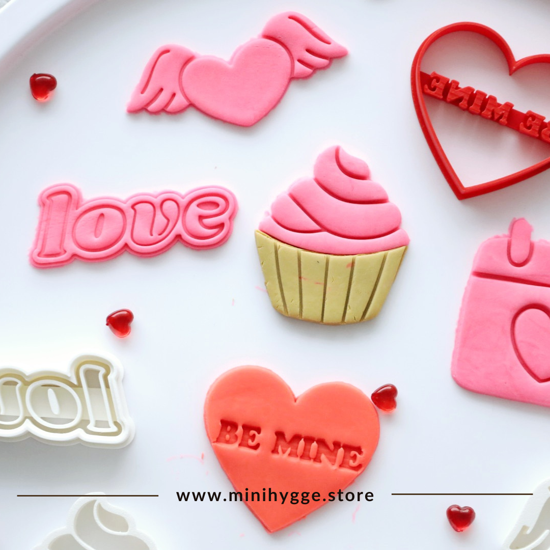 Valentine Cutters