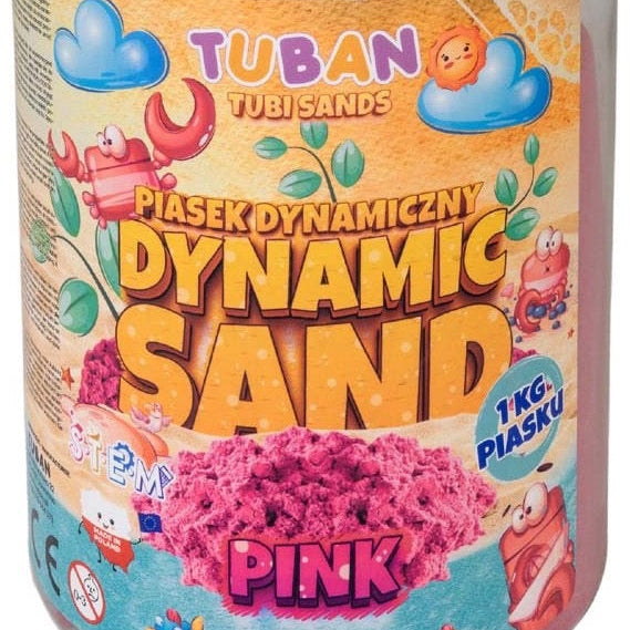 Verpakking van Tuban Dynamic Sand – 1 kg roze zand. De kleurrijke pot toont speelse illustraties en benadrukt dat het zand niet uitdroogt of hard wordt. Het label bevat het woord "PINK" en de tekst "1 kg piasku