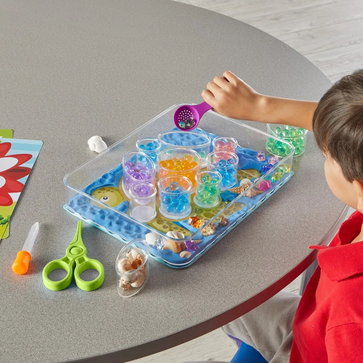 Learning Resources Create Your Play – Sensorische Speeltray met Bekers, Tools en Activiteitenkaarten